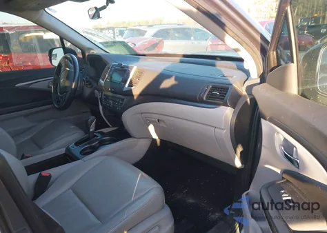 2017 Honda Ridgeline Rtl from USA, damaged, VIN 5FPYK3F57HB028948